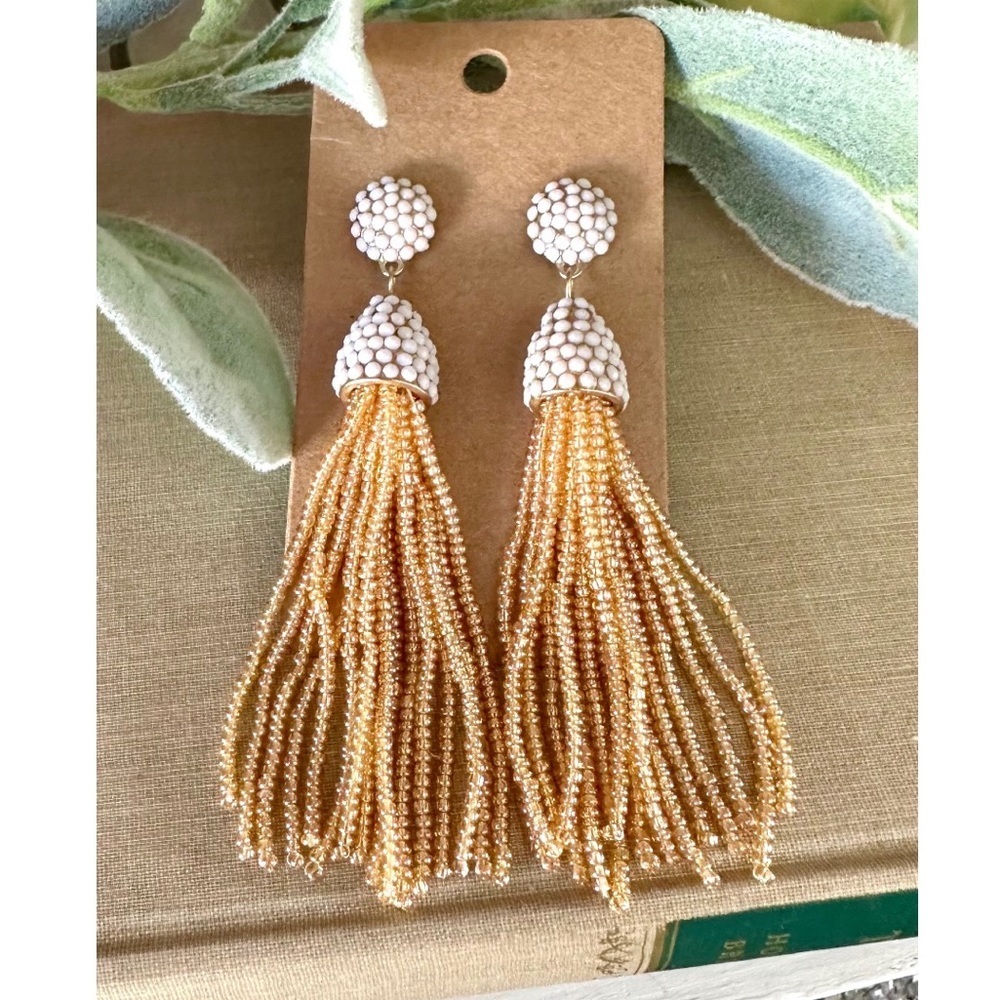 Waded tassel earrings